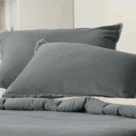 Casaluna Grey Linen Blend Fringe KING Pillow Sham NWOT - Picture 3 of 8